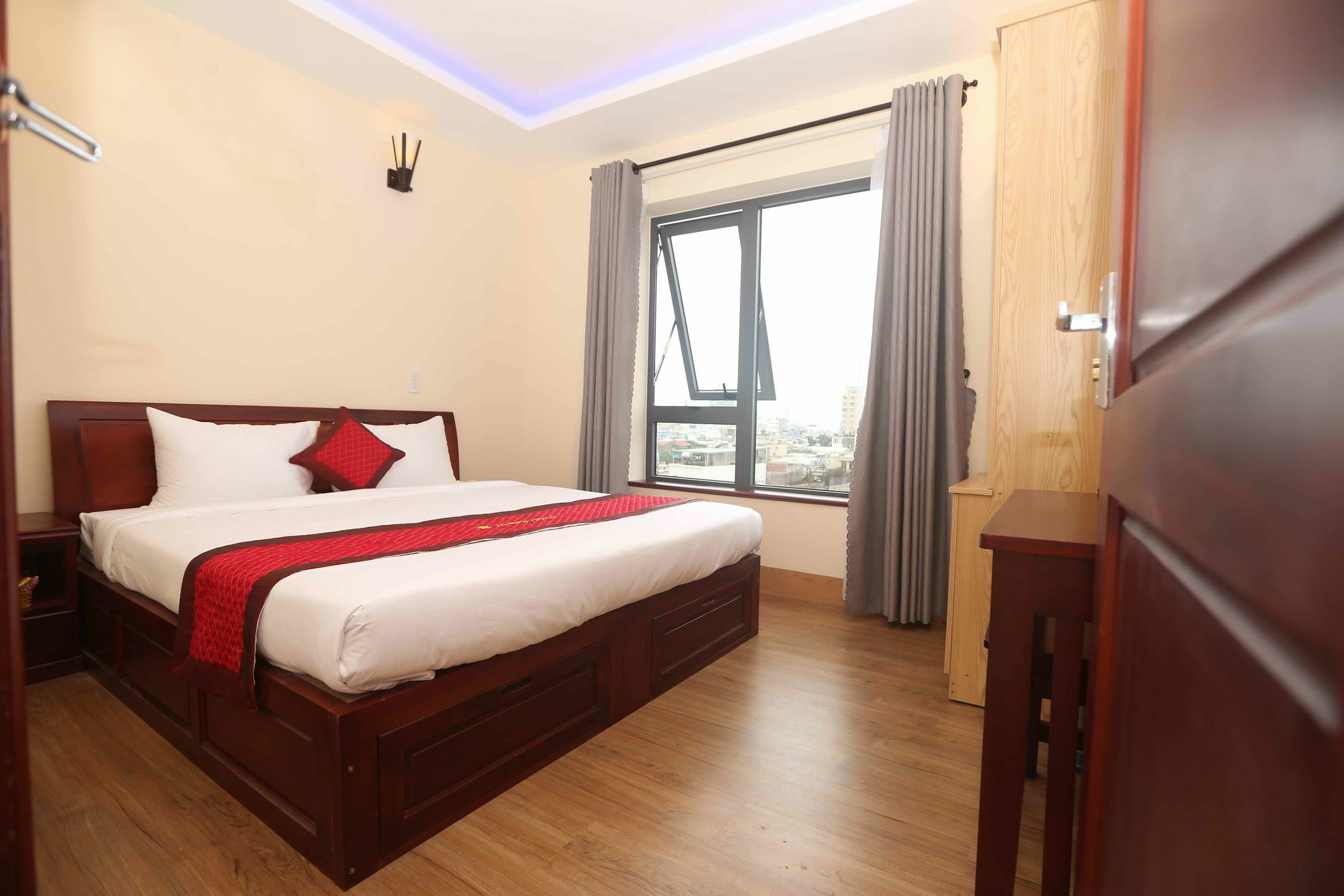 Stars Hotel ดานัง ภายนอก รูปภาพ